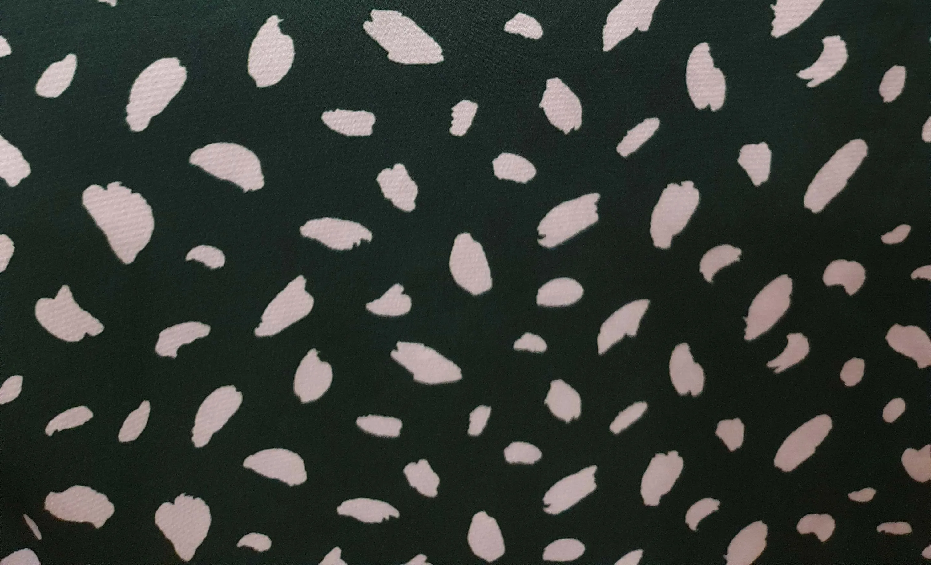 Atmos & Here green print half sleeve top size 18