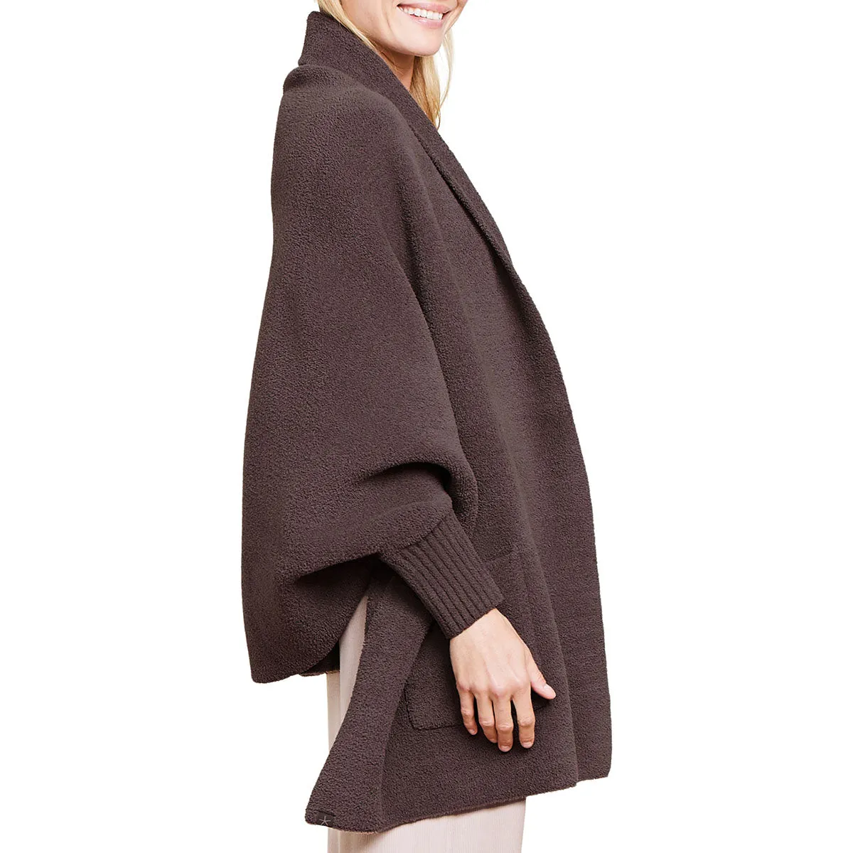 Barefoot Dreams Boeing Women’s Cozychic Wrap