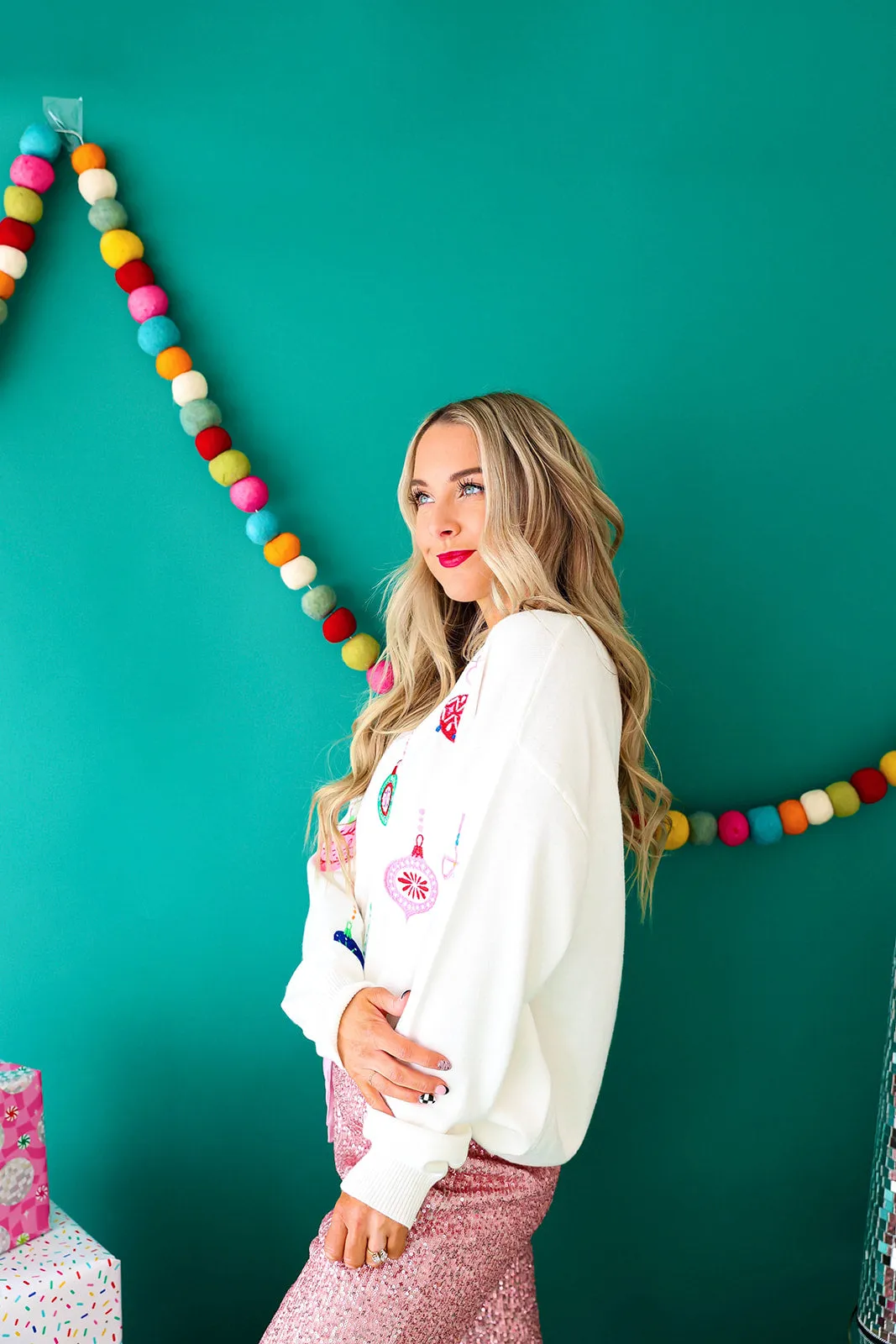 Colorful Embroidered Ornaments Sweater-White