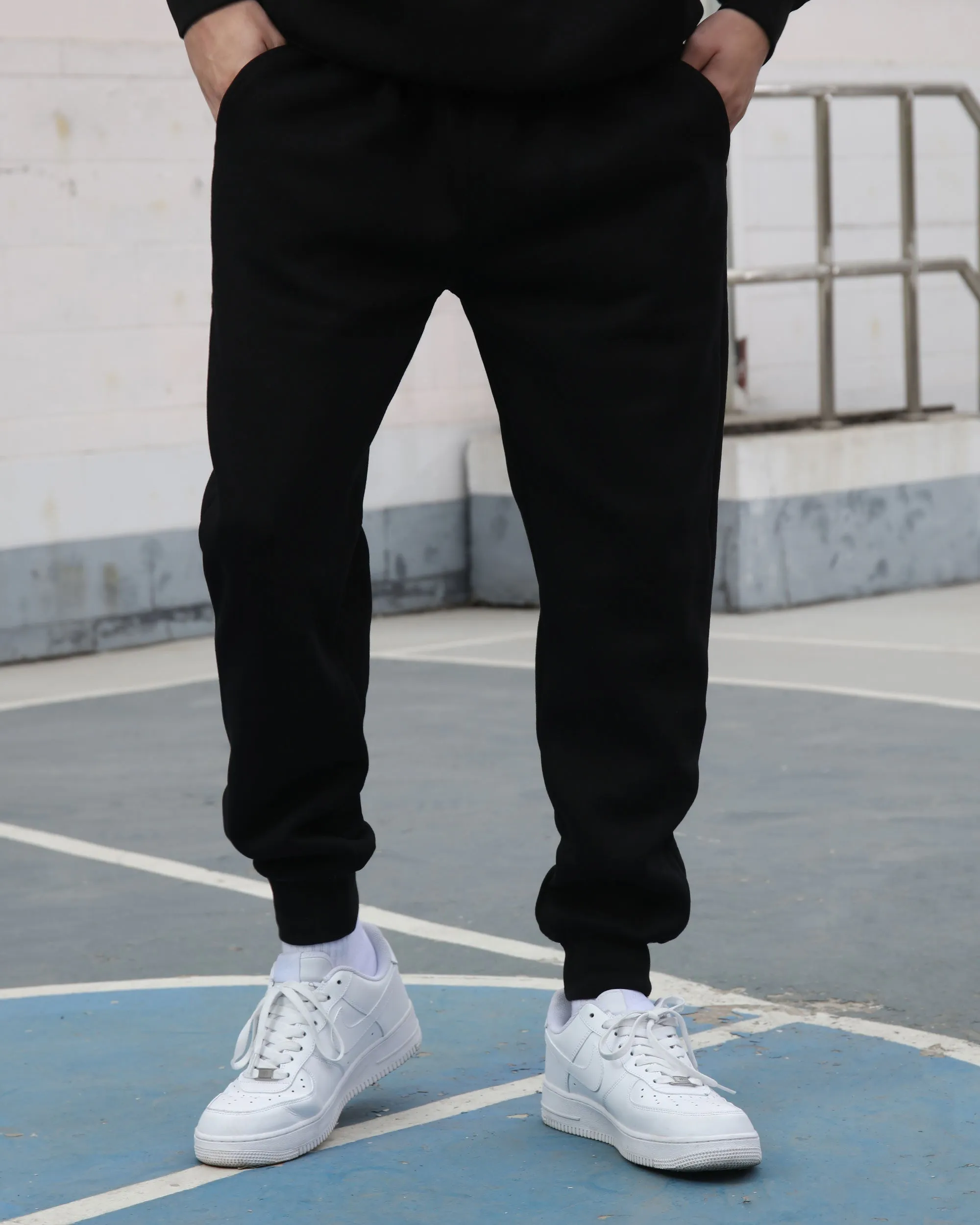 Effortless Style Hoodie & Jogger Set Black