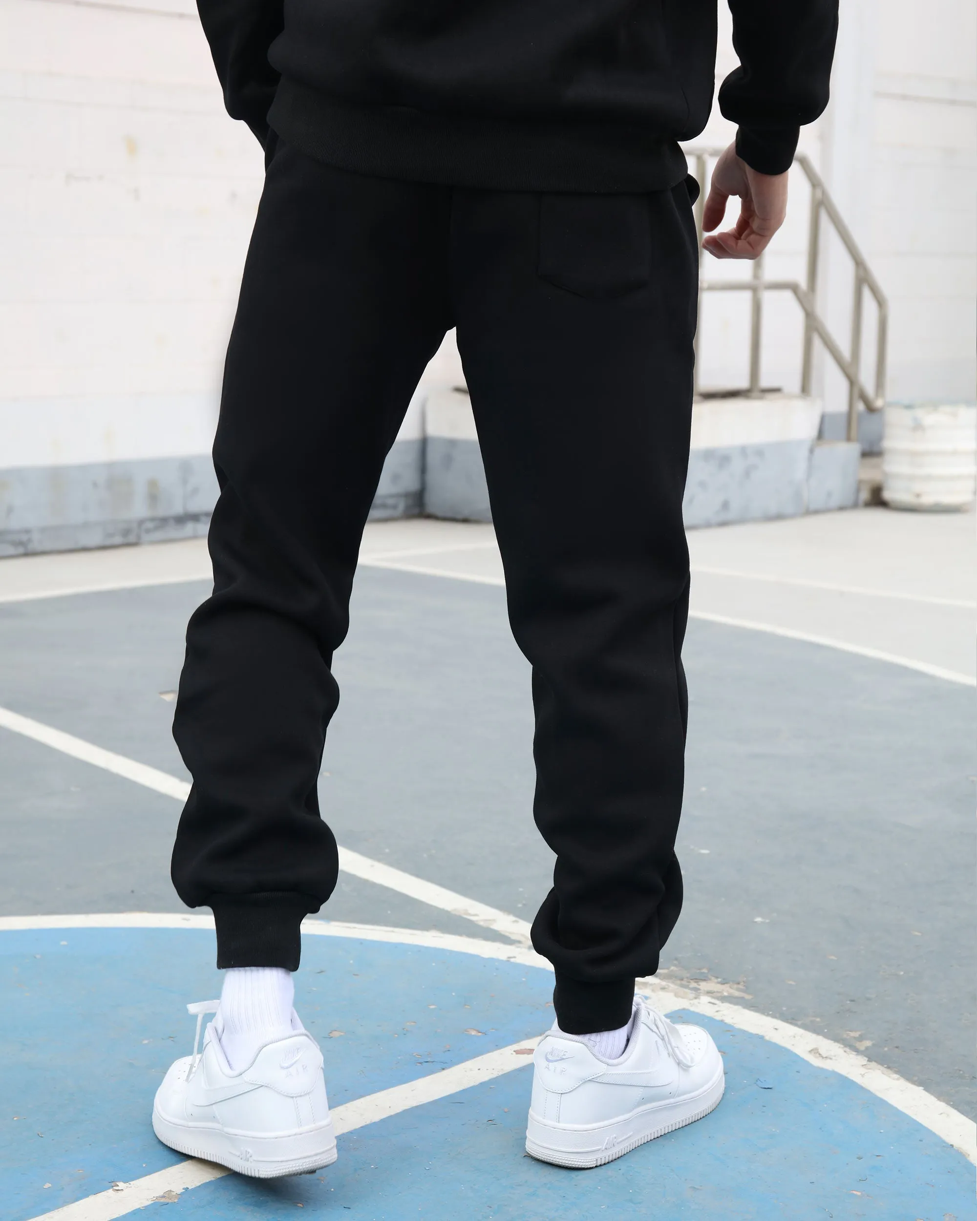 Effortless Style Hoodie & Jogger Set Black