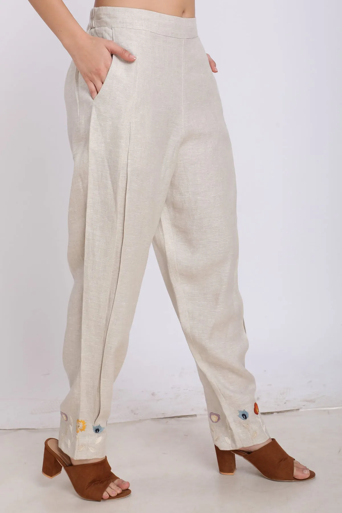 Embroidered Pleated Pants