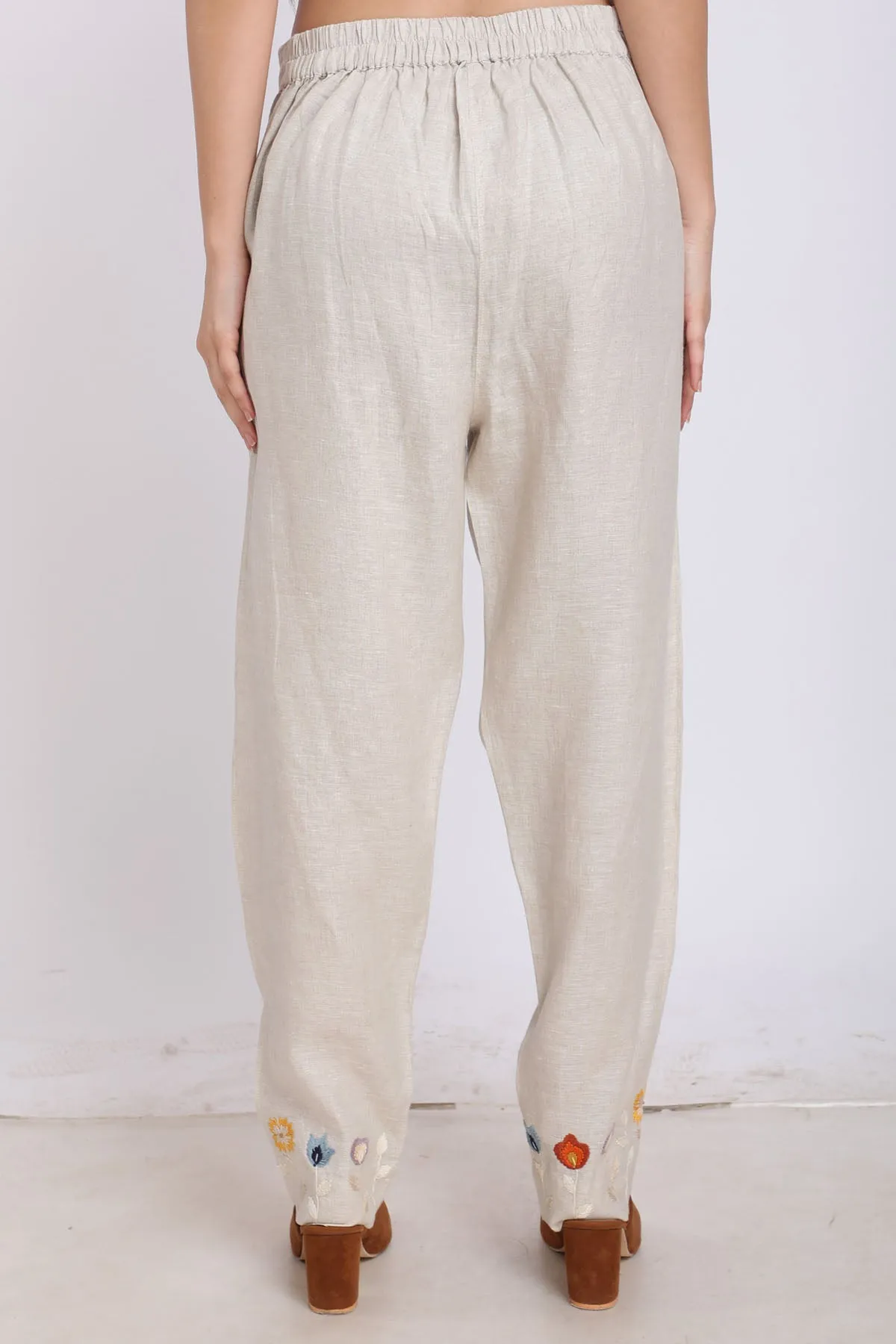Embroidered Pleated Pants