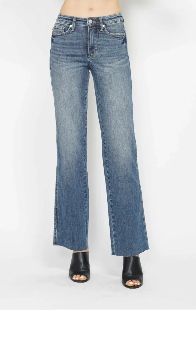 Judy Blue Boyfriend Jeans
