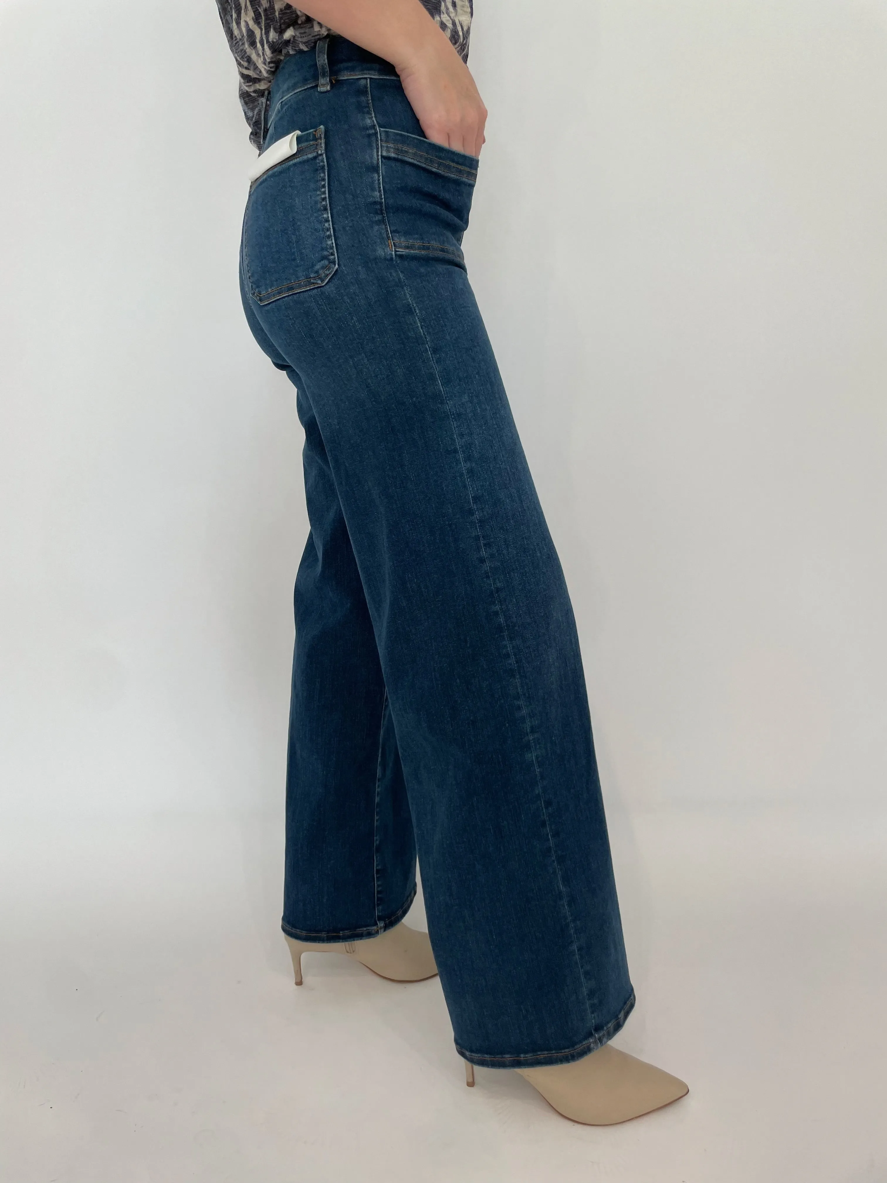 Le Slim Palazzo Bardot Pocket Jeans - Cursive