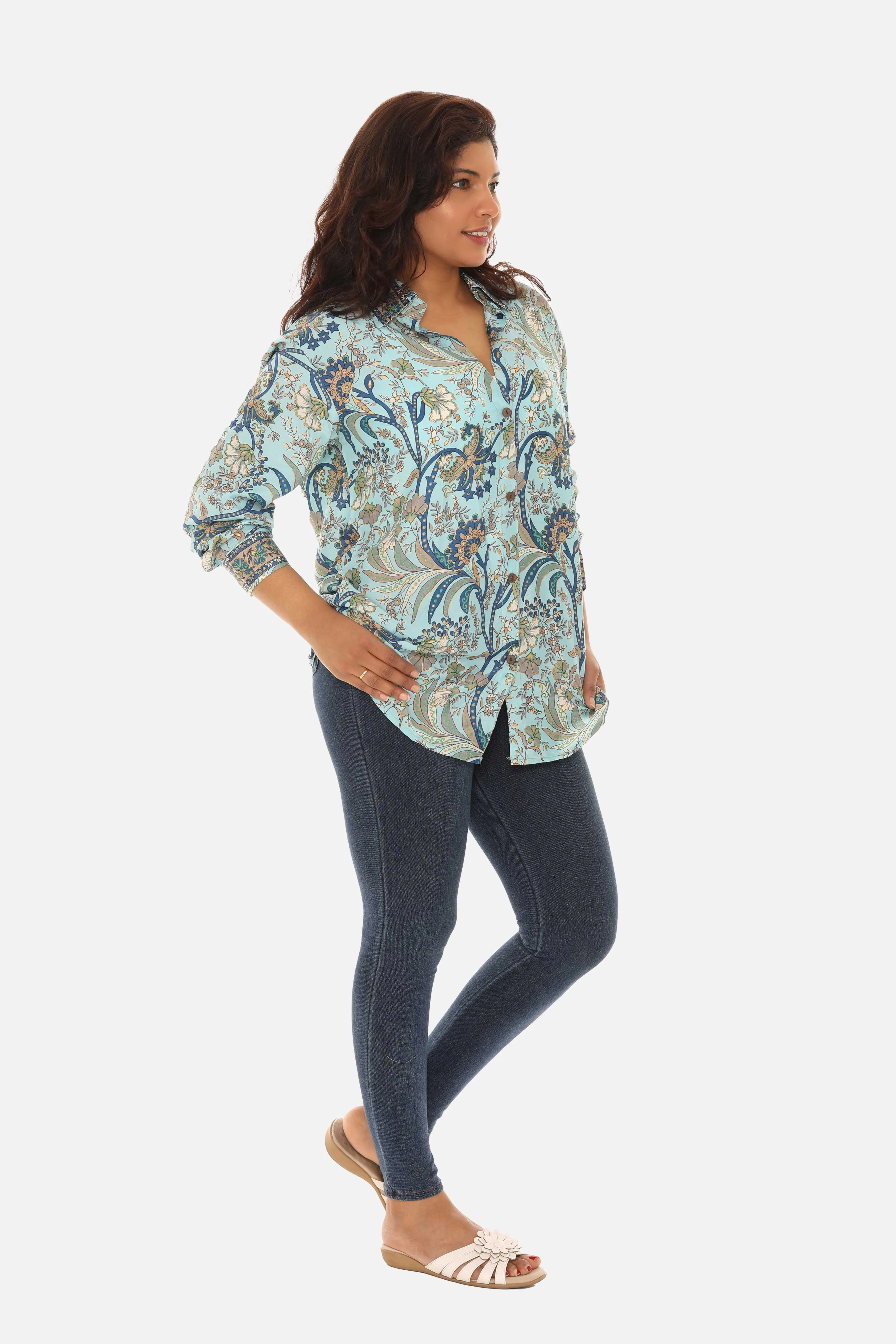 Printed Women's Button-Down Shirt for Effortless Style
