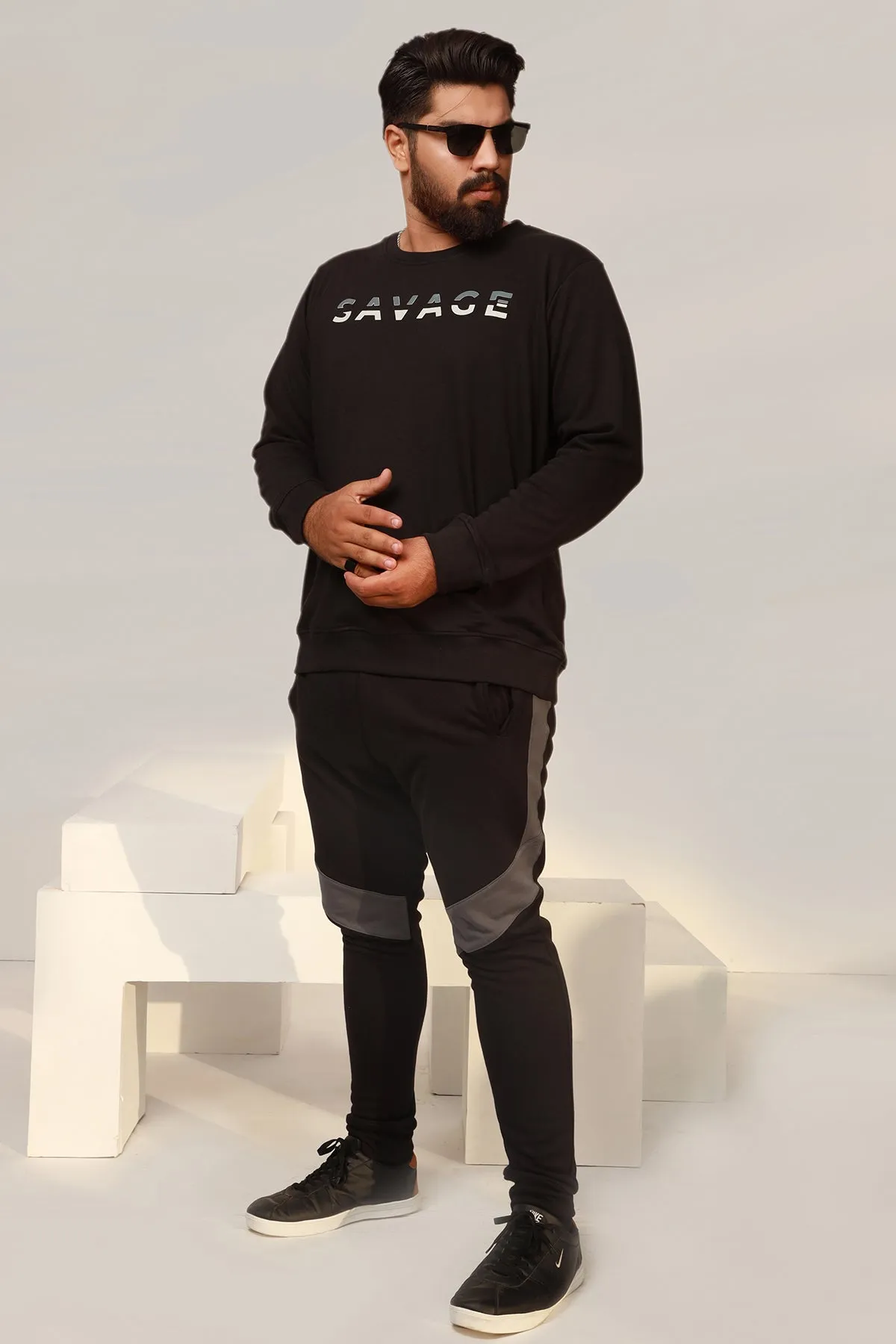 Savage Graphic Sweatshirt (Plus Size) - W22 - USW010P