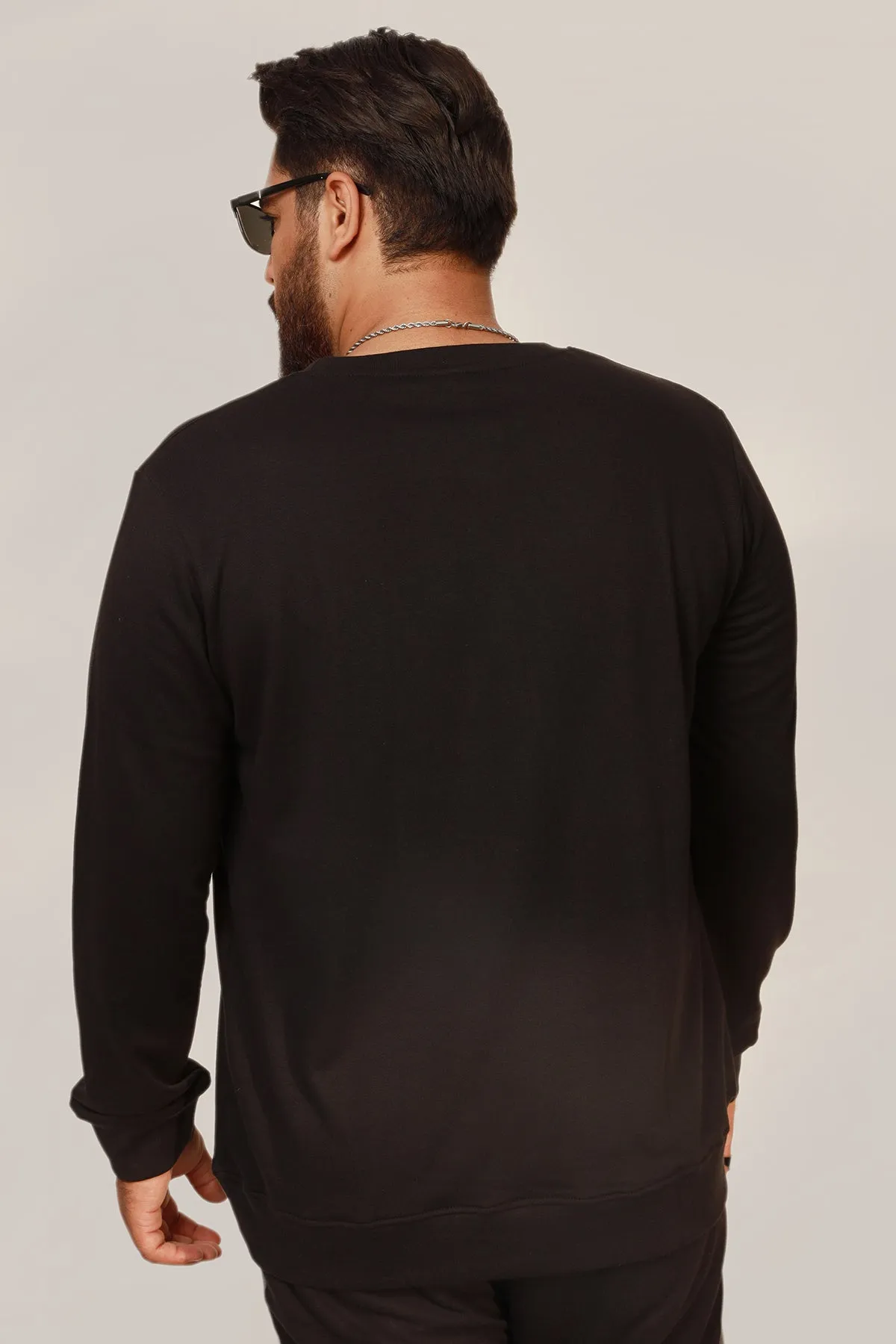 Savage Graphic Sweatshirt (Plus Size) - W22 - USW010P