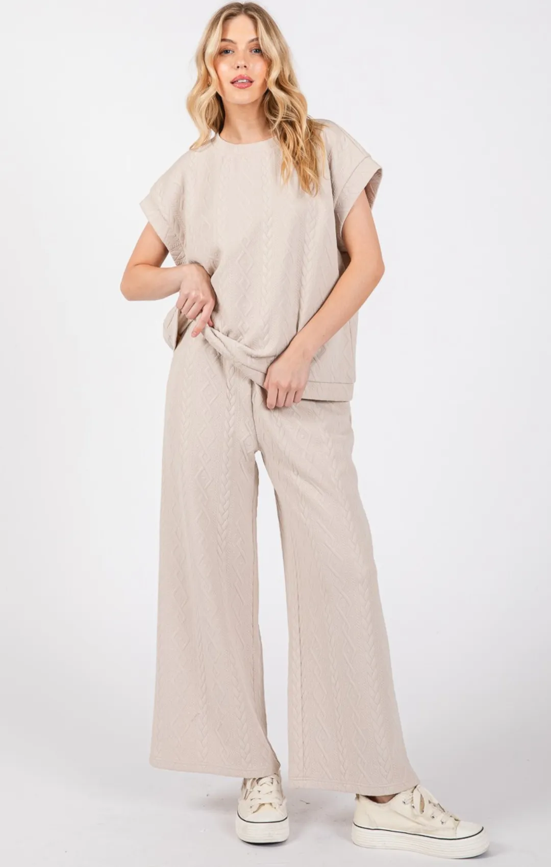 Textured Top And Pants Set