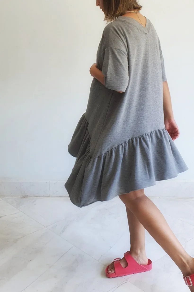 THE T-SHIRT DRESS