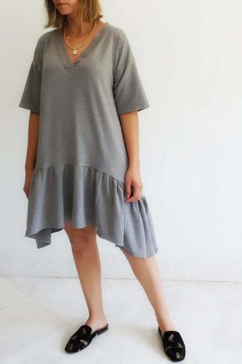 THE T-SHIRT DRESS
