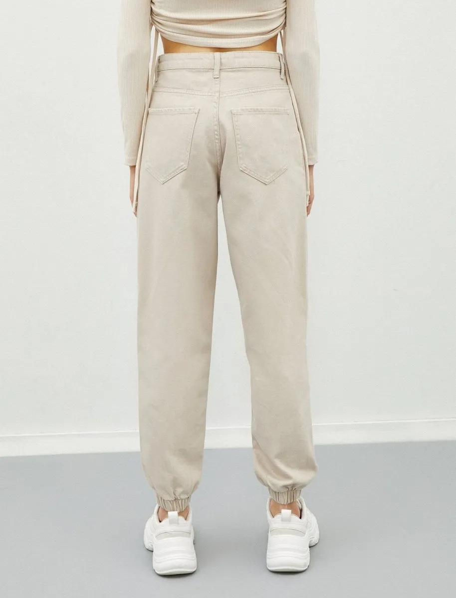 Twill Jogger Pants in Dune