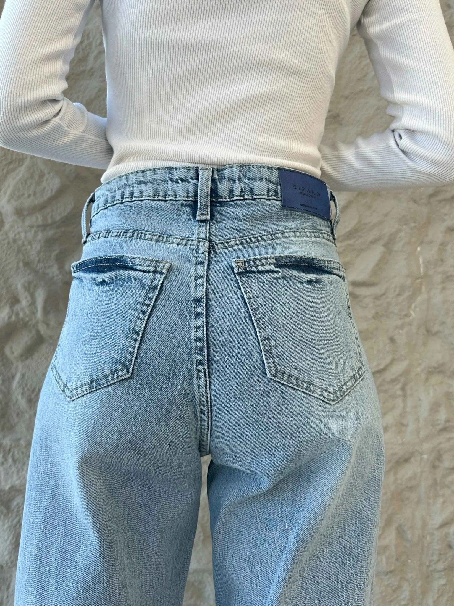 Wide Leg - Light Iced Blue Wash Jeans.