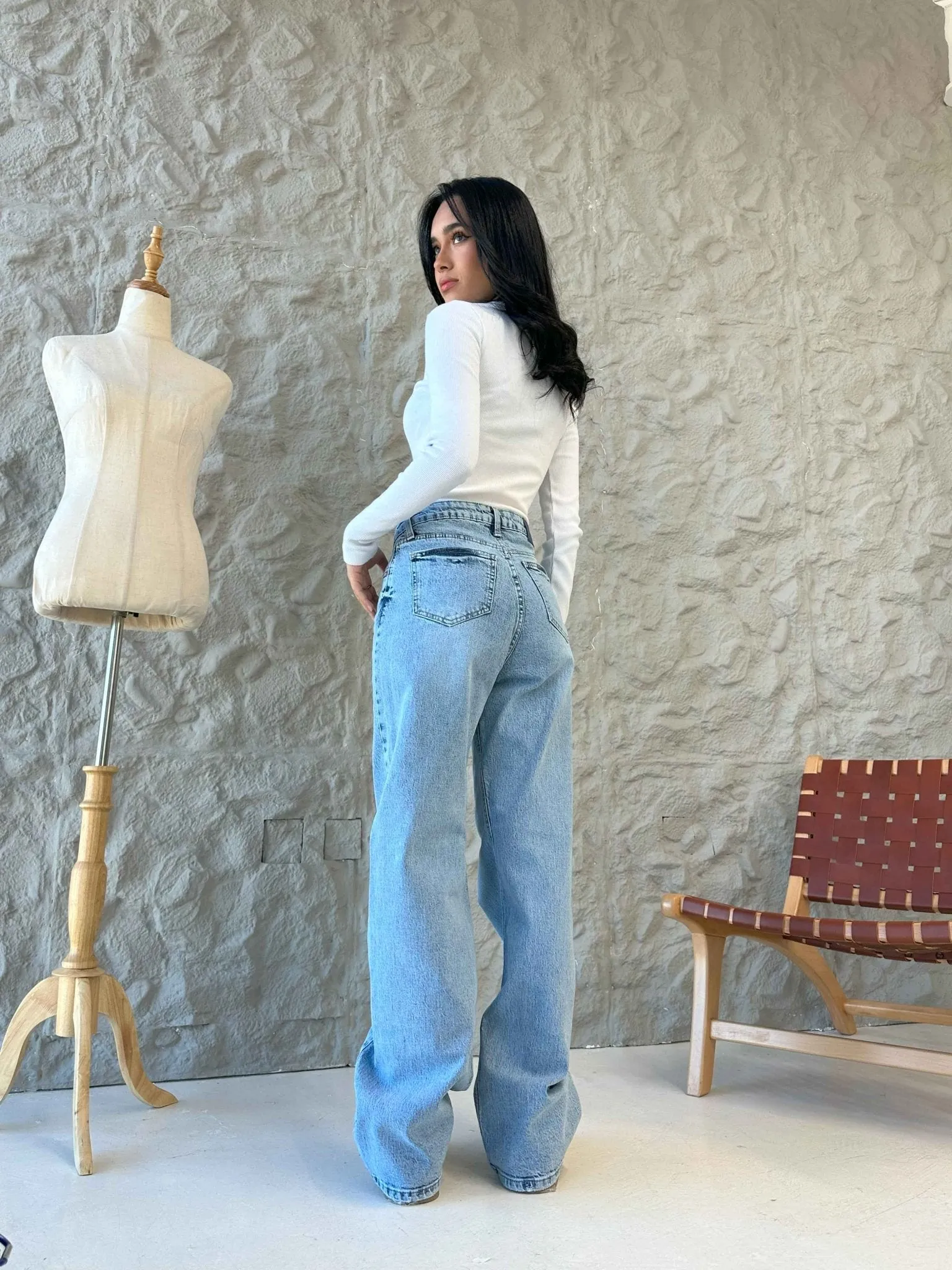 Wide Leg - Light Iced Blue Wash Jeans.